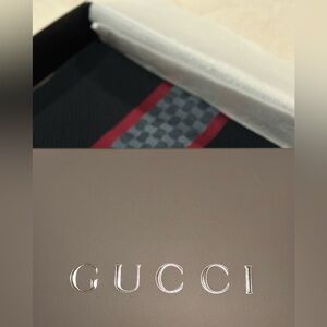 Vintage Gucci wool and silk scarf in black/red/grey
